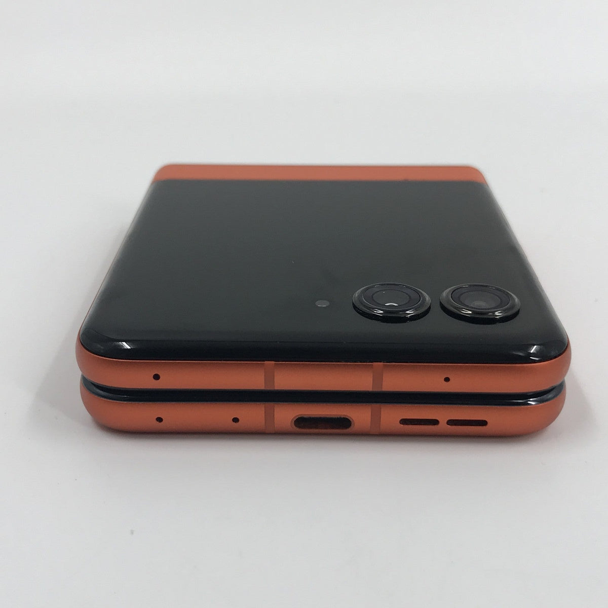 Motorola Razr (2024) 256GB Orange (GSM Unlocked) - Image 6
