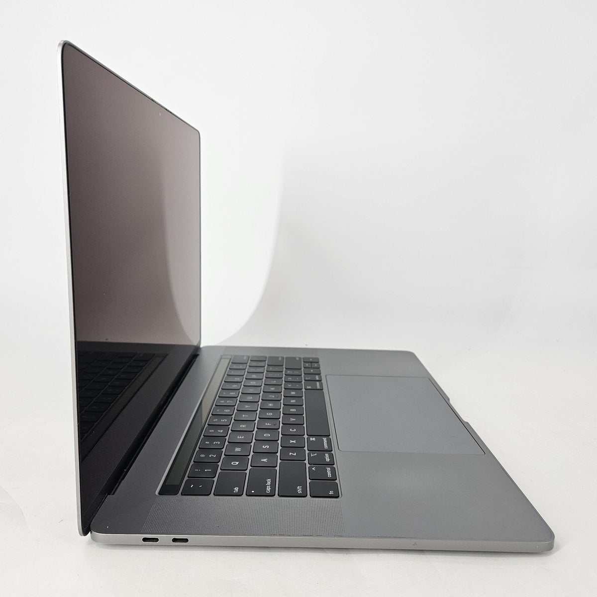 Apple MacBook Pro 15 Touch Bar 2018 Space Gray 2.9 GHz Intel Core i9 8th Gen. 32GB RAM 1TB Solid State Drive AMD - Image 37
