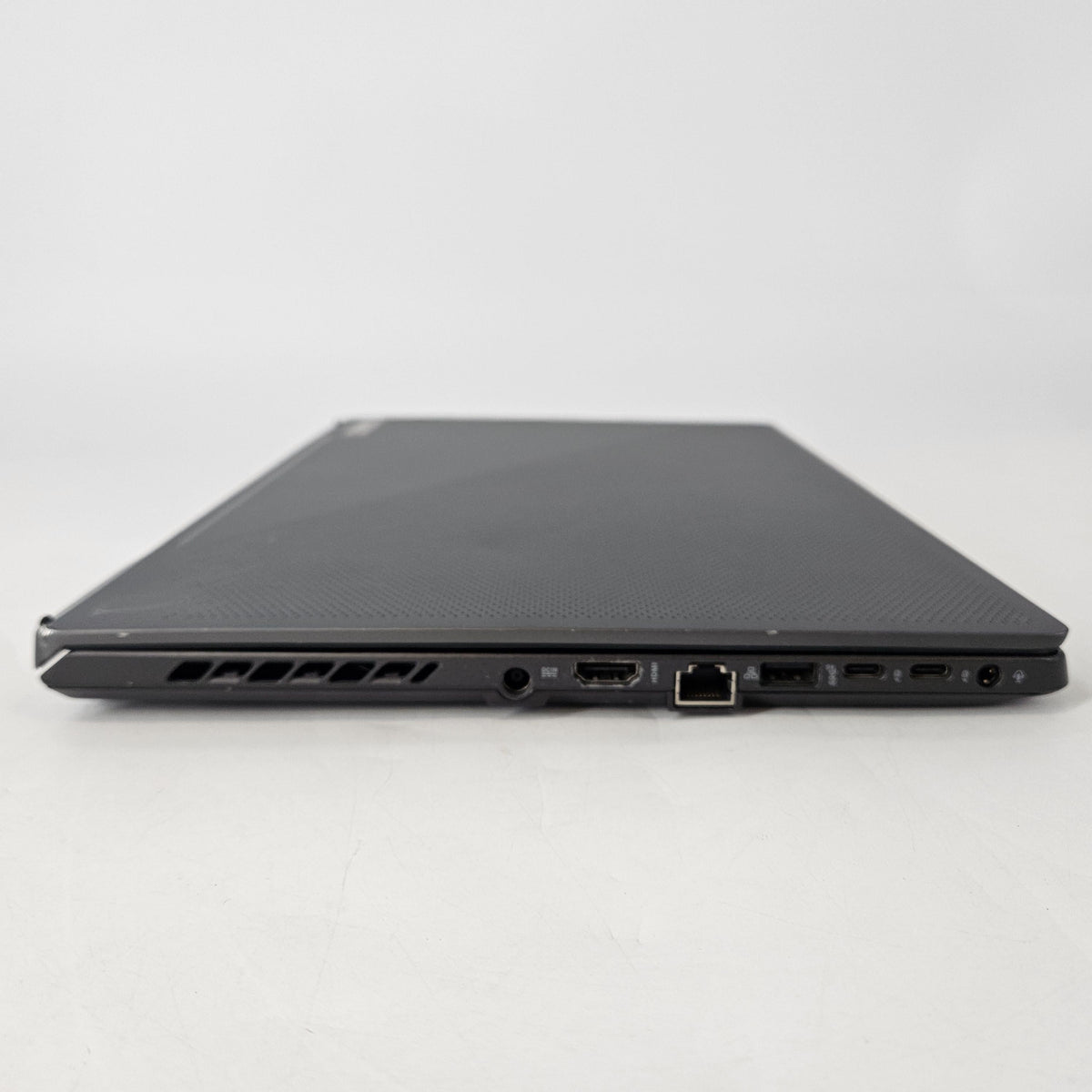 Asus ROG Zephyrus G15 GA503 15.6 Black 3.3 GHz AMD Ryzen 9 6900HS 16GB RAM 512GB Solid State Drive NVIDIA GeForce - Image 8