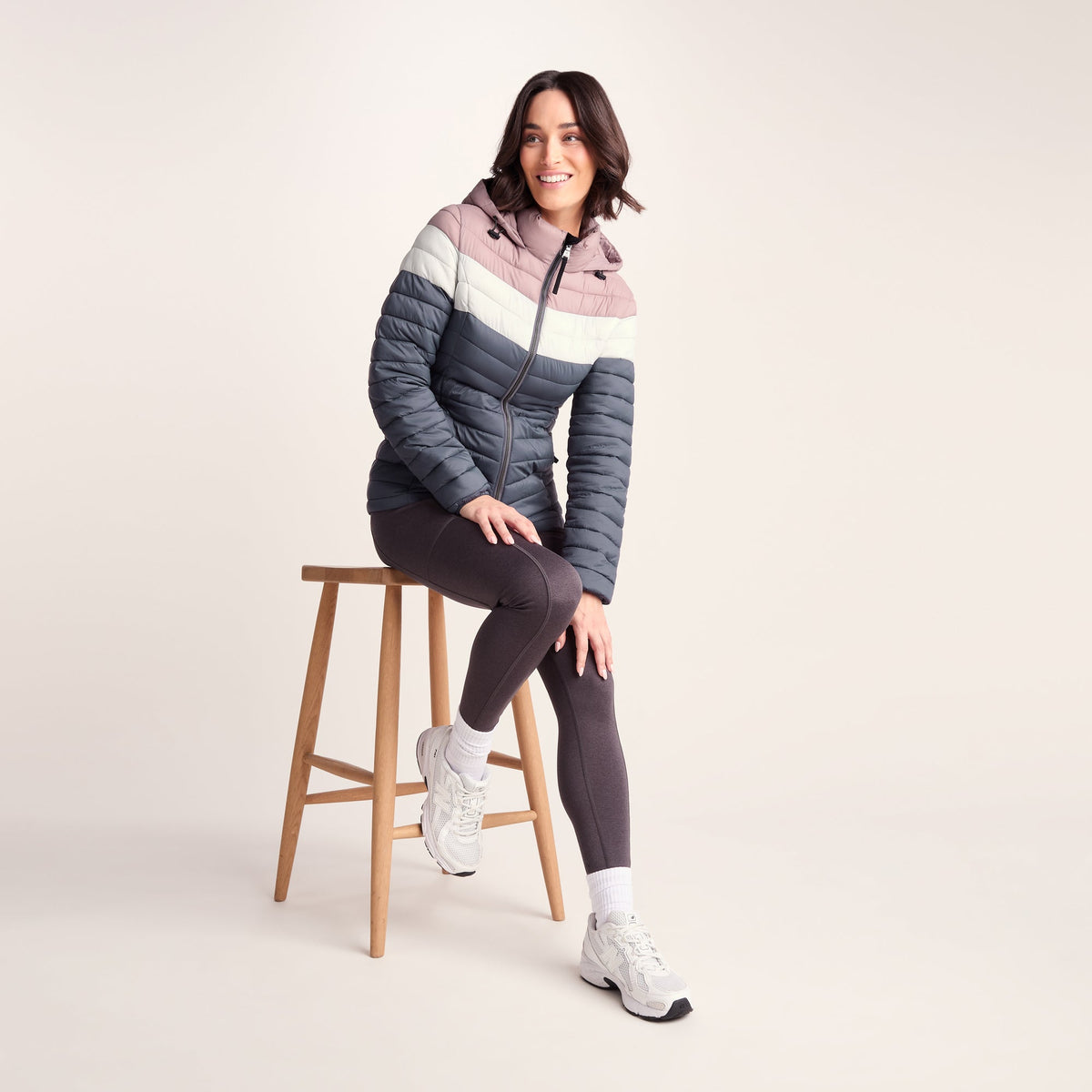 Garriston Womens Lightweight Padded Jacket - Washed Blue/Pink - Image 5
