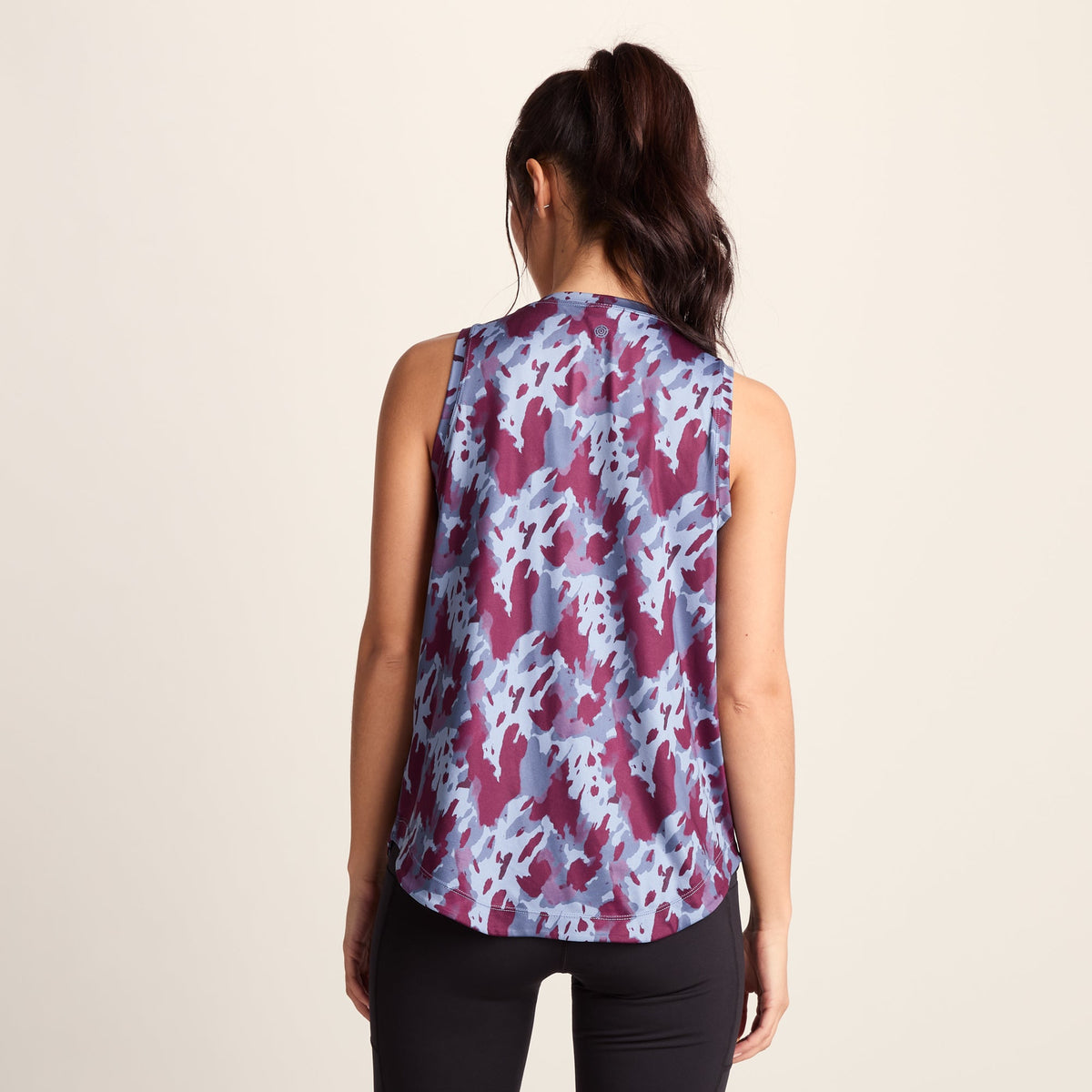 Quinn Womens Performance Vest - Smokey Blue Print - Image 4
