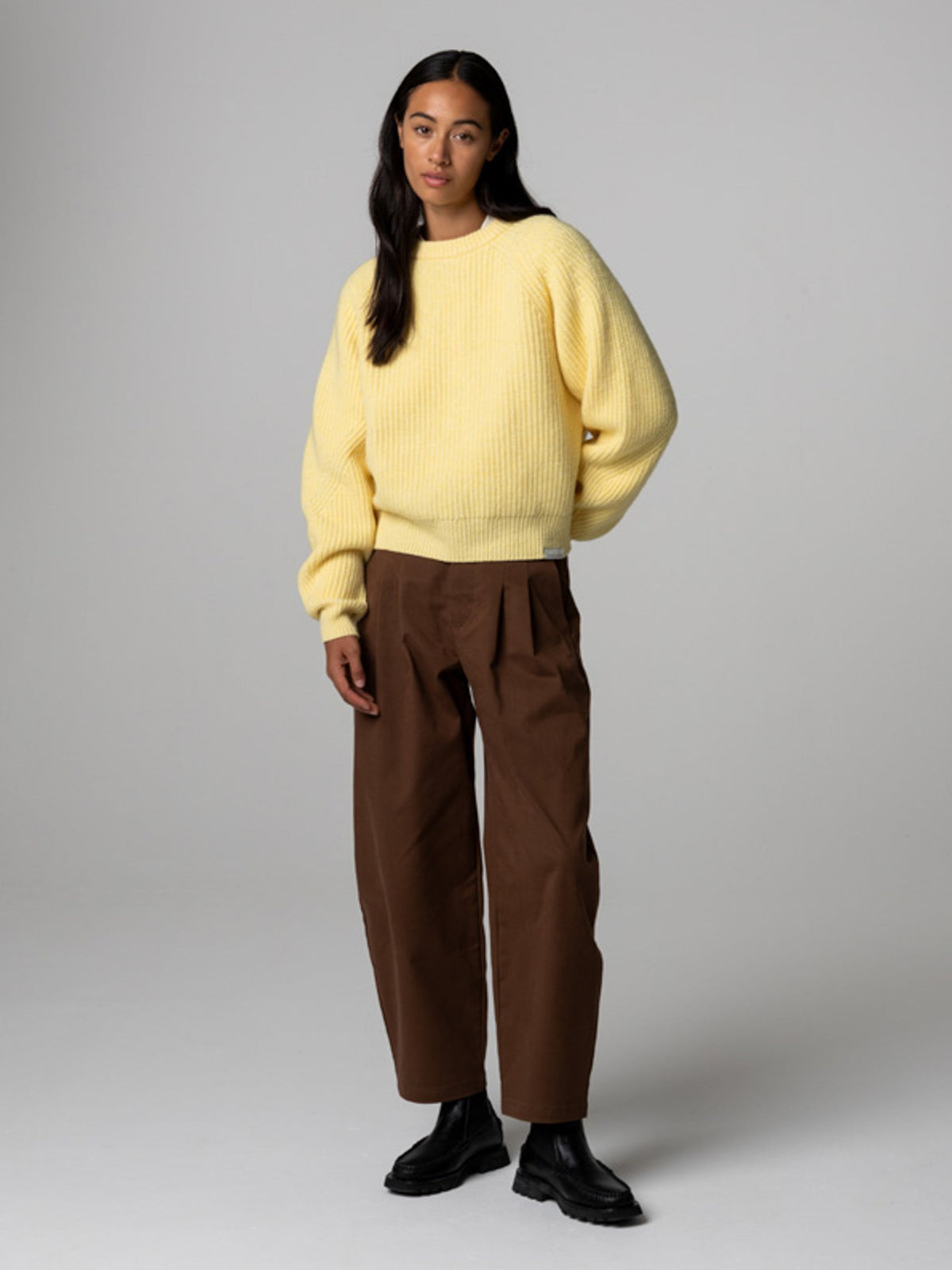 Women's Amy Powney + Finisterre Fisherman Rib Crew Neck Jumper - Image 5