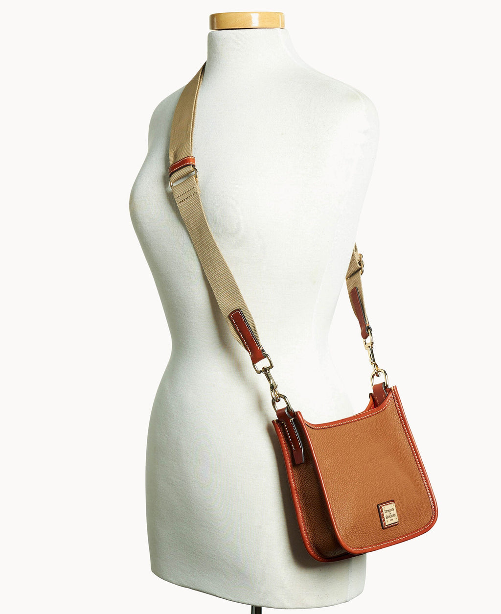 Pebble Grain Small Messenger - Image 12