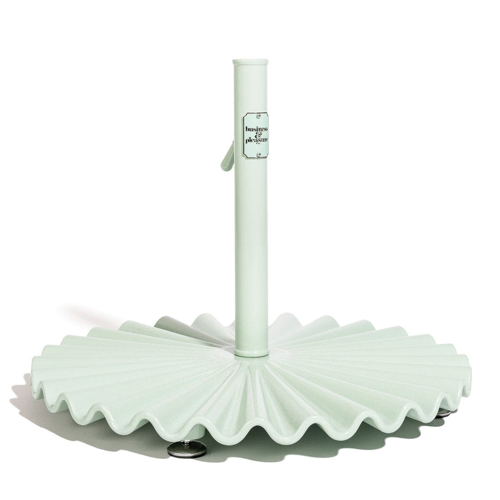The Clamshell Base - 55 LB
