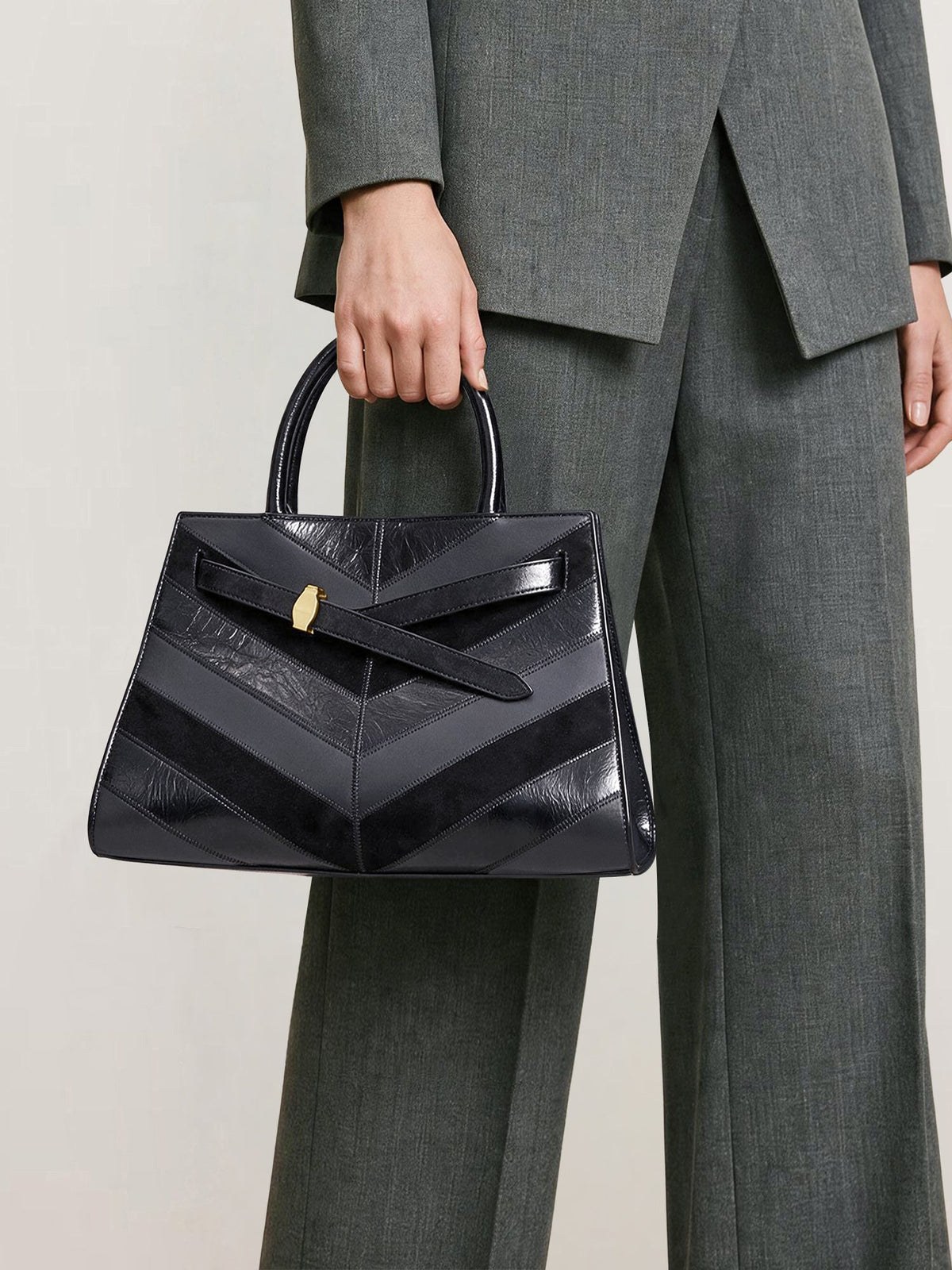 Chevron Veronica Beard Dash Bag - Image 6