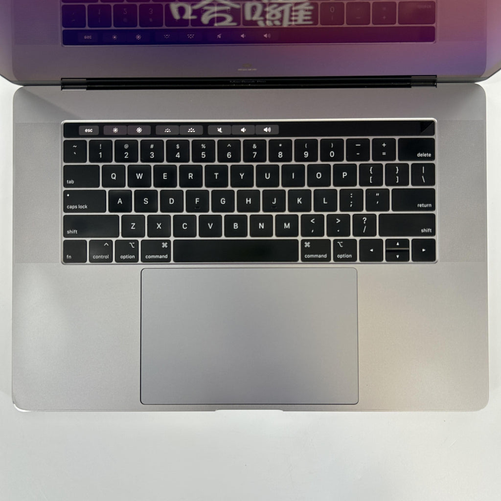 Apple MacBook Pro 15 Touch Bar 2018 Space Gray 2.9 GHz Intel Core i9 8th Gen. 32GB RAM 1TB Solid State Drive AMD - Image 2