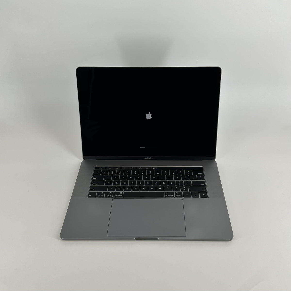 Apple MacBook Pro 15 Touch Bar 2018 Space Gray 2.9 GHz Intel Core i9 8th Gen. 32GB RAM 1TB Solid State Drive AMD - Image 17