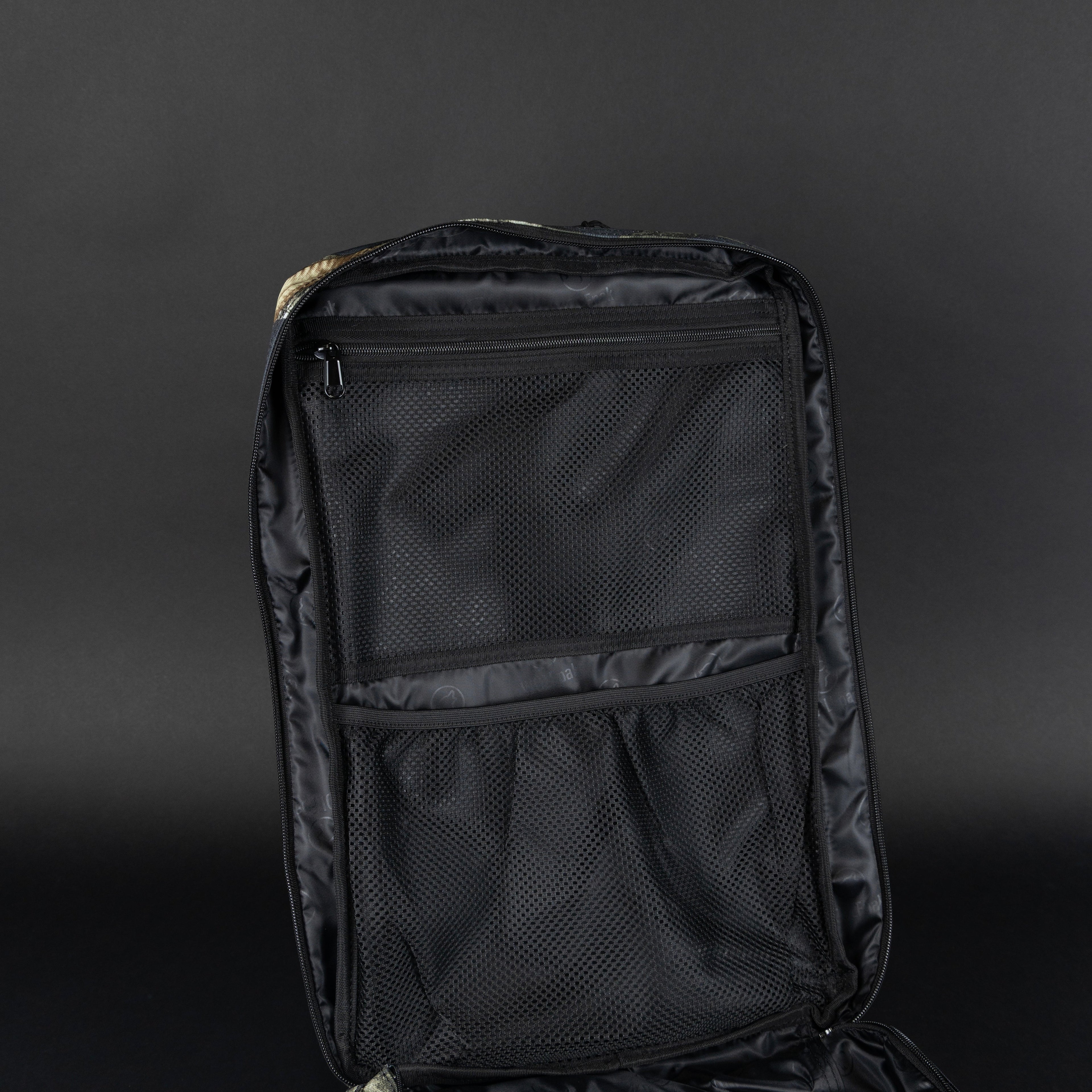 35L Realtree Edge Black Meal Prep Management