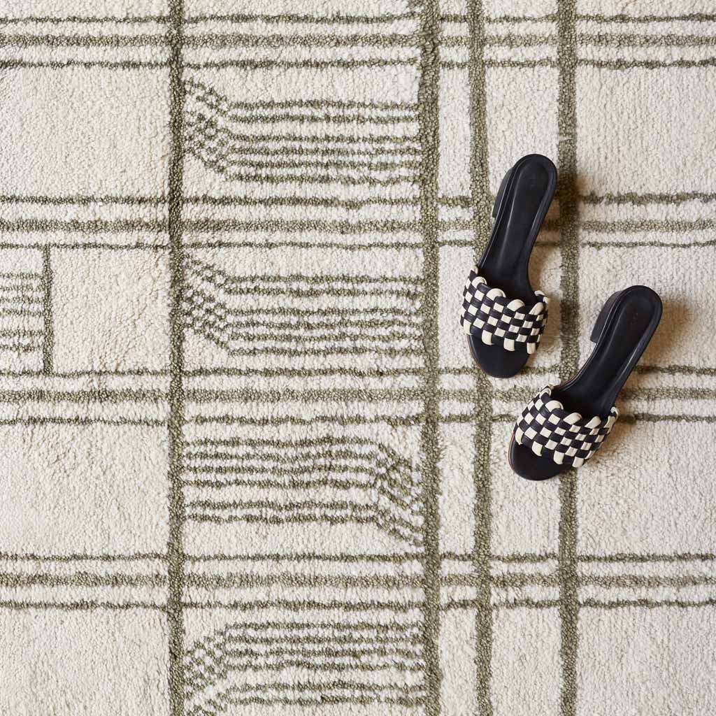 Tiya Hand-Knotted Area Rug - Image 2