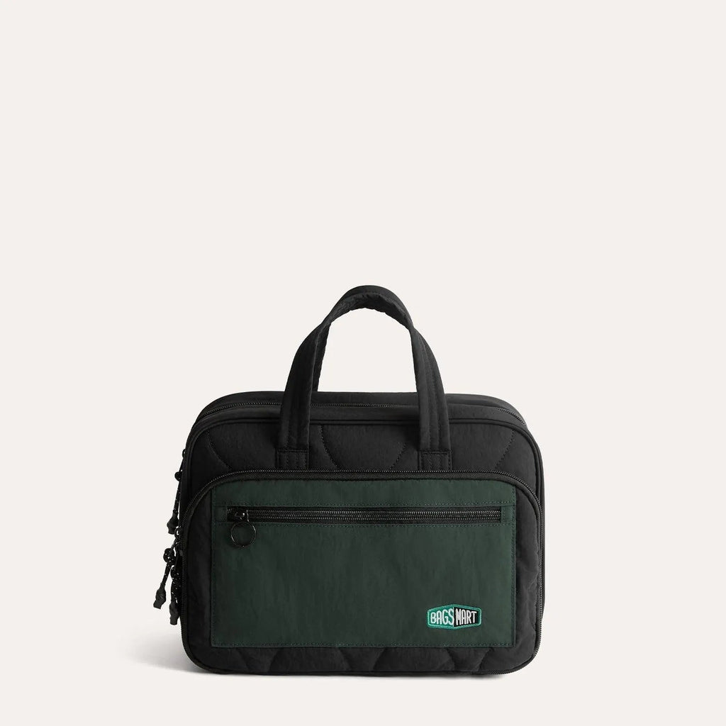 Paz Hanging Toiletry Bag