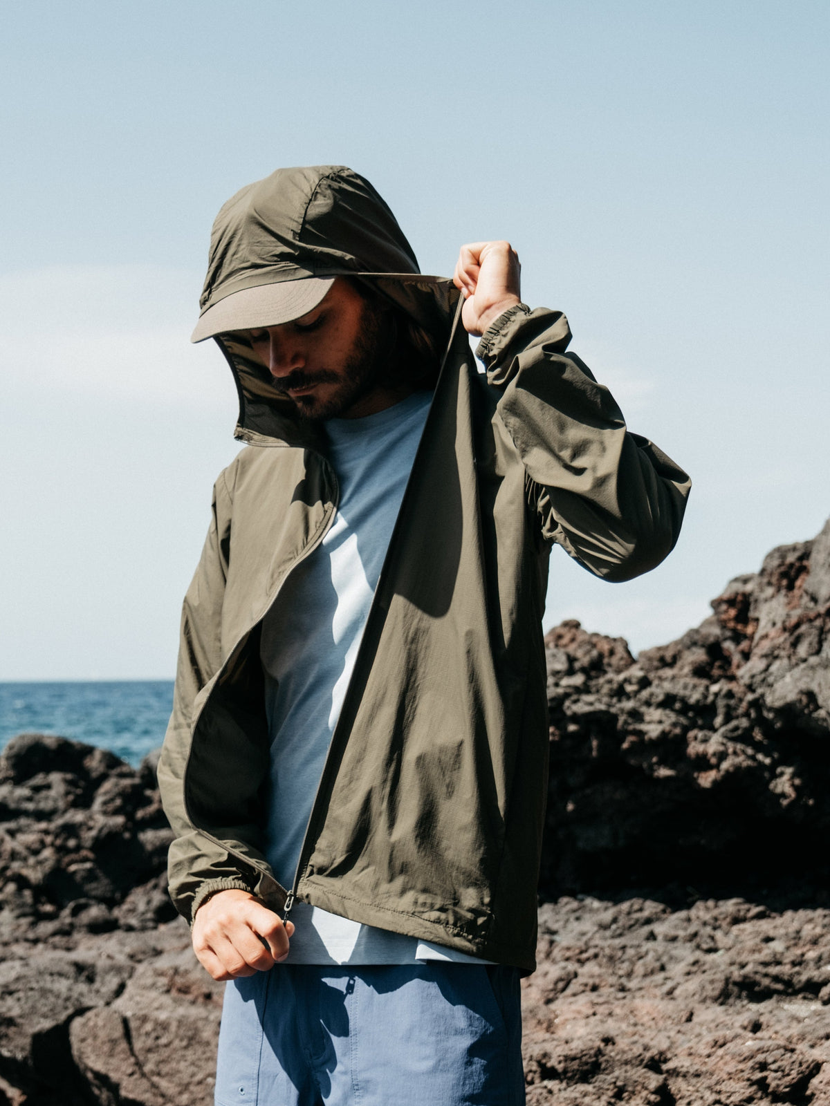 Men's Forecast Windbreaker Jacket - Image 2