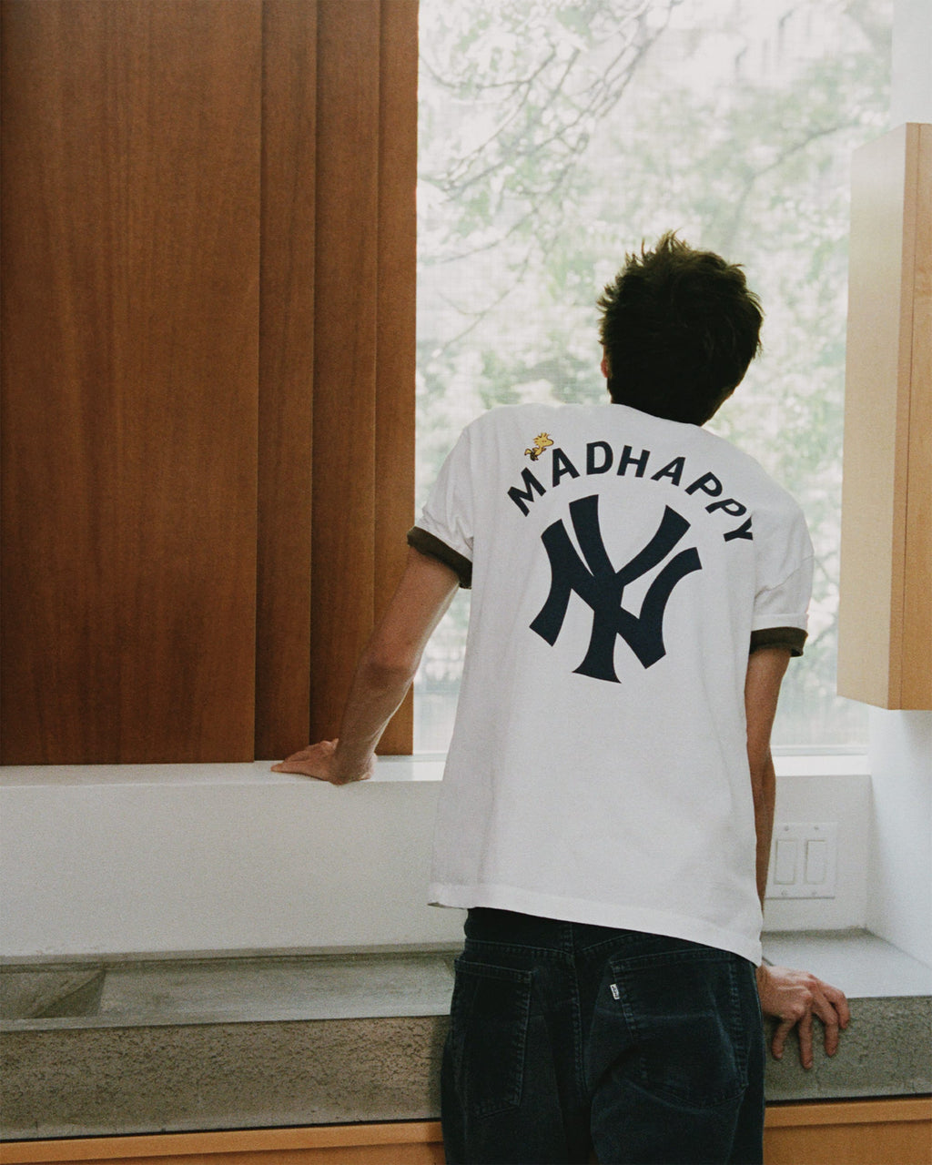 Yankees & Peanuts Heavyweight Tee - Image 4